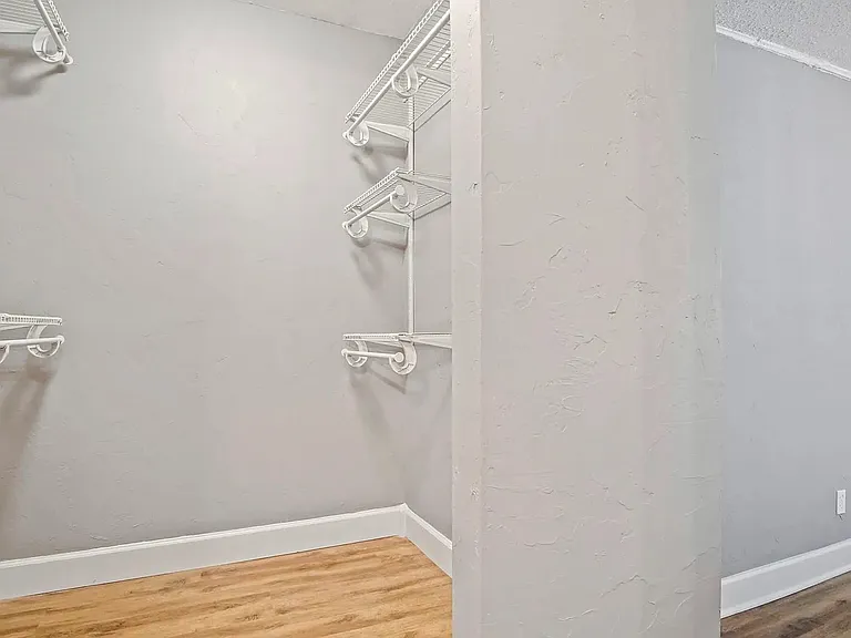 1704 Cairo Ave — Photo 26
