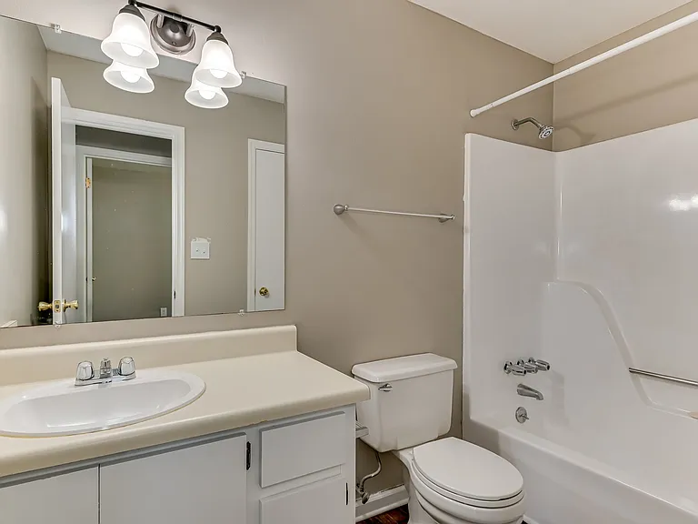 3037 Old Powderhouse Rd — Photo 13