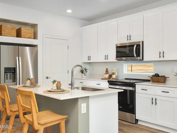 18031 W CALLE LEJOS Road, Surprise, AZ 85387