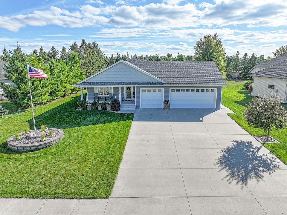 1st image of 620 Anderson Way