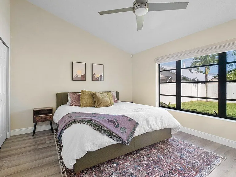 6085 Robinson St — Photo 21