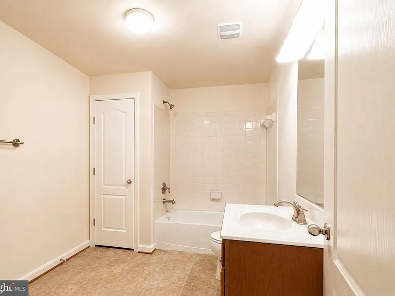 15329 Colonel Tansill Ct — Photo 20