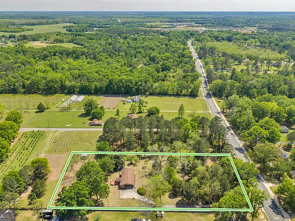 3rd image of 242 Lake Joy Rd