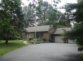 13380 S Durkee Rd, Grafton, OH 44044