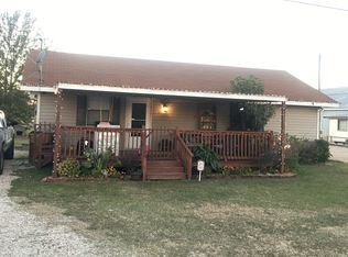 200 Southeastern Ave, Rayne, LA 70578