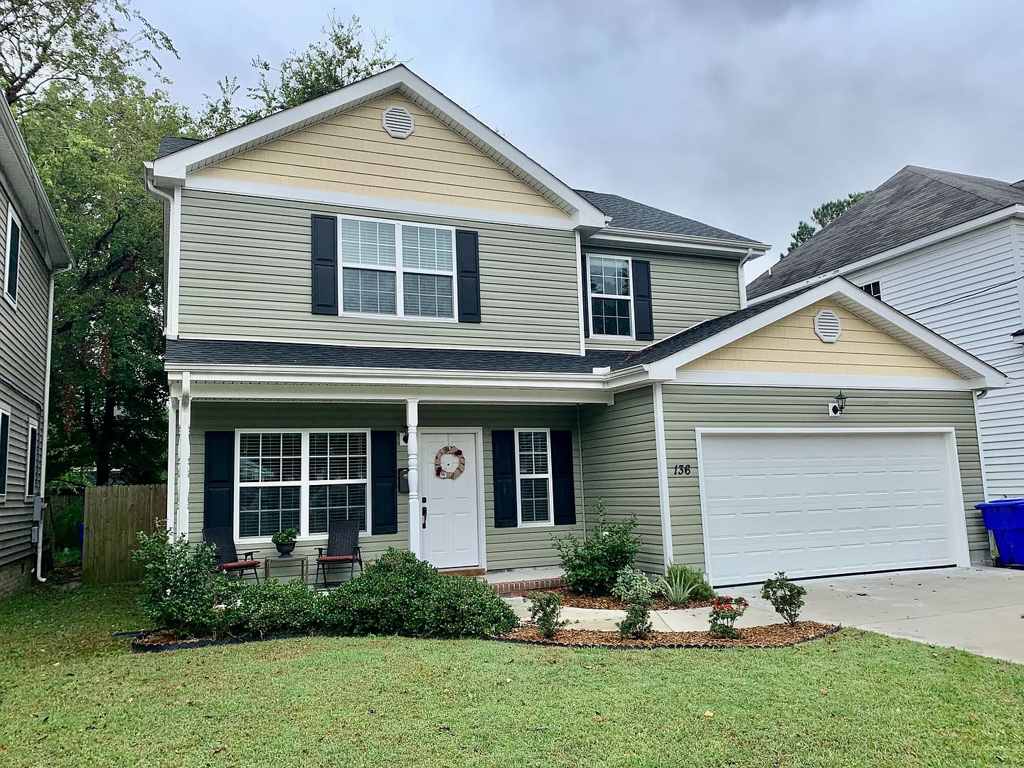 Open Concept Four Bedroom and Bonus Room! — Photo 1