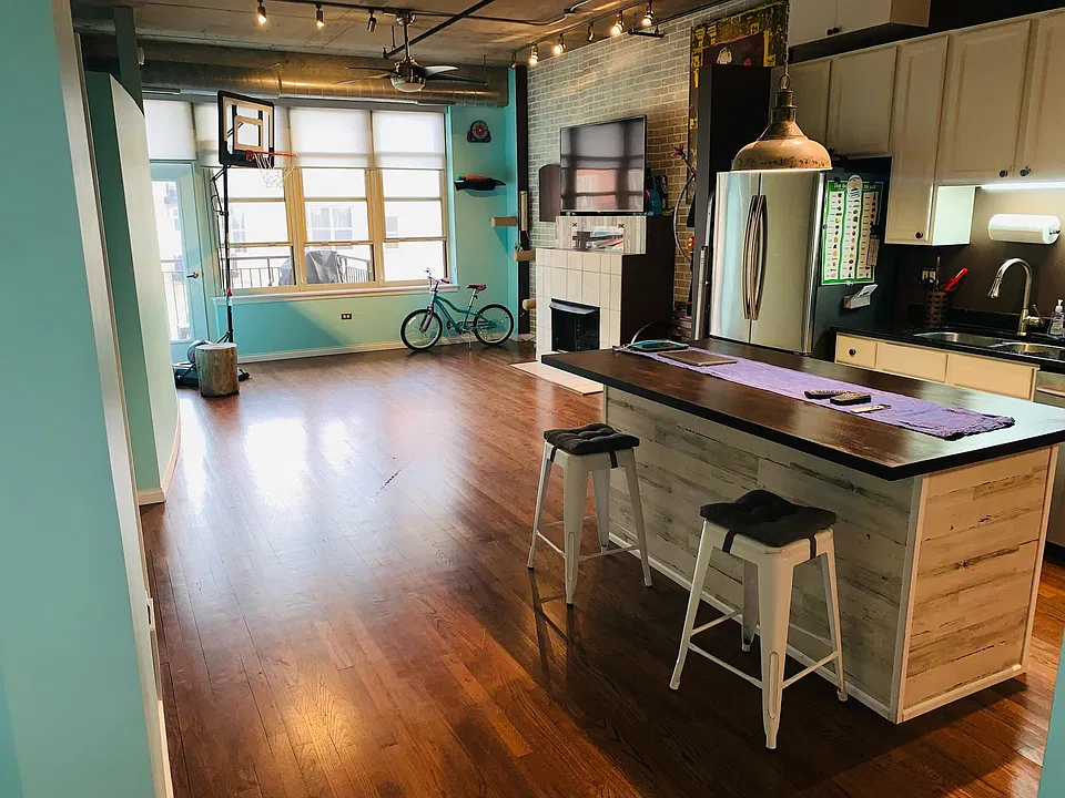6 S Laflin St #624