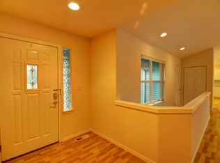 1402 Edwards St, Bellingham, WA 98229