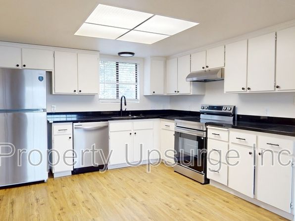 22322 Redrock Peak Pl #B