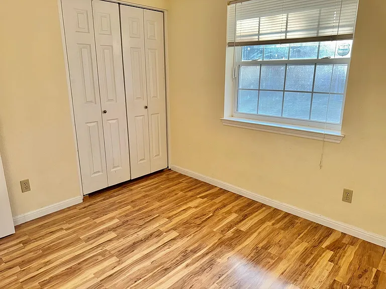 405 Northern Trl — Photo 10