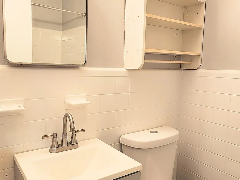 4605 Leiper St #4A — Photo 6
