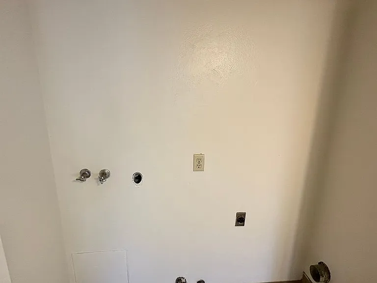 1748 E Laura Ave — Photo 16
