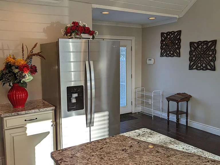 3696 Eisenhower Rd — Photo 16