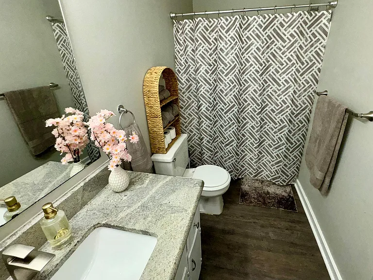 Candlewood Dr — Photo 5