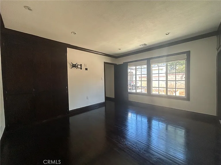5726 Newlin Ave — Photo 9