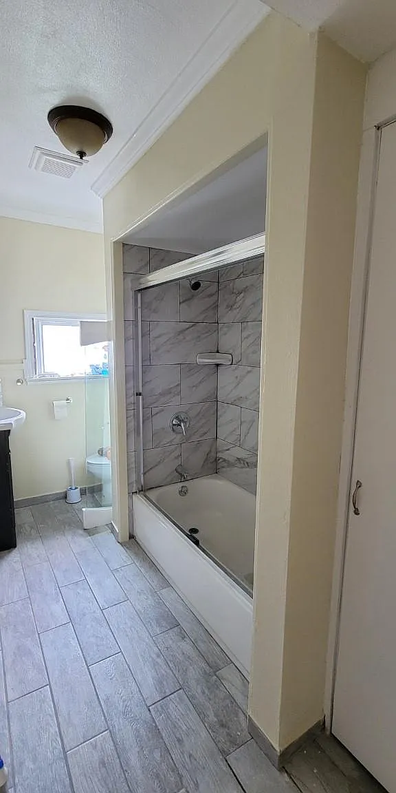 2 bed, 975 sqft, $1,200 — Photo 4