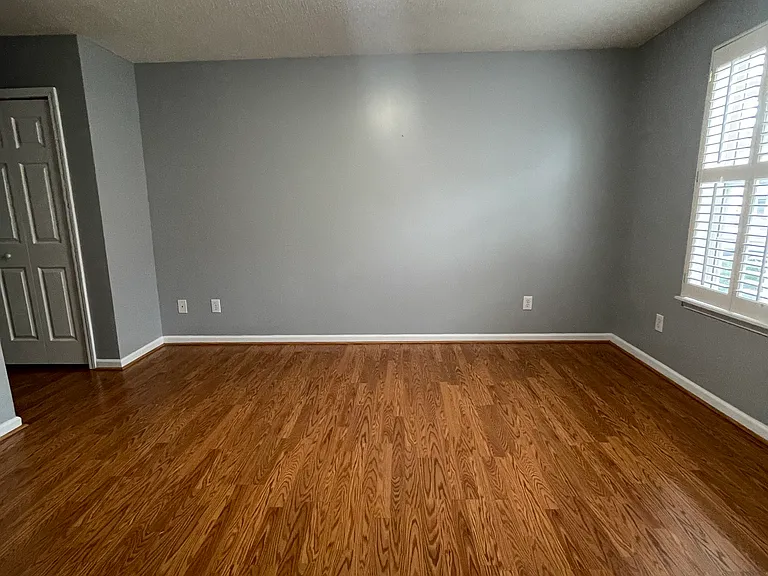 12928 Sickles Dr — Photo 4
