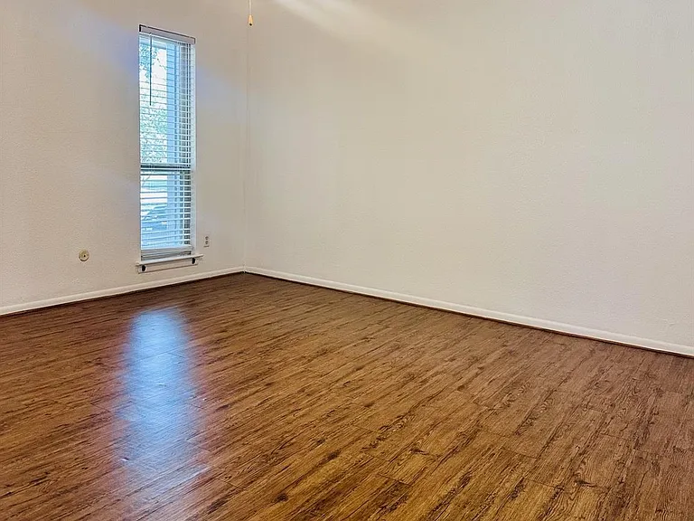 1413 Bonanza Rd #413 — Photo 26