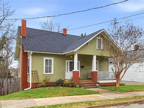 2nd image of 1005 Franklin St