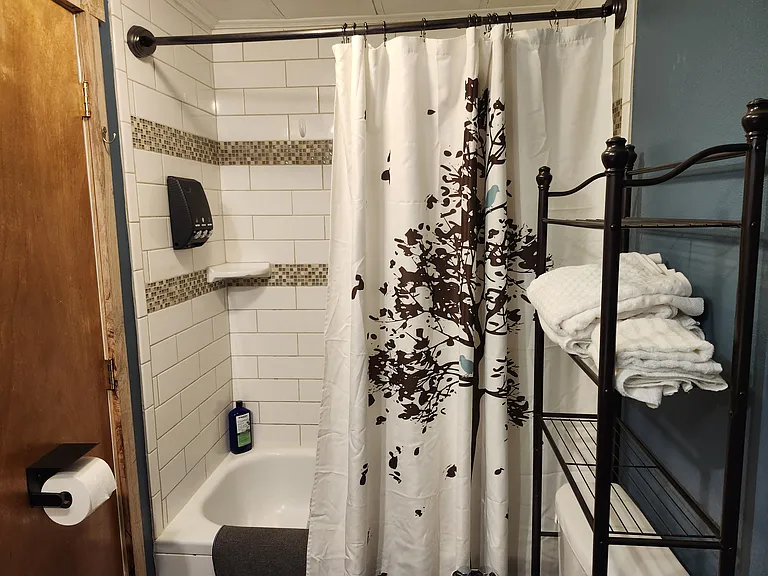 970 Indian Creek Rd #2A — Photo 4