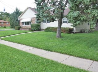 1302 W Walworth Ave, Whitewater, WI 53190