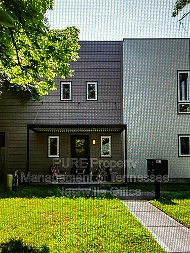 913 N 12th St Photo 1