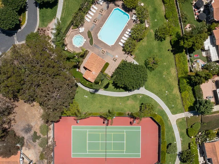 24901 Seagate Dr — Photo 23