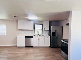 314 Williams St, Elgin, TX 78621