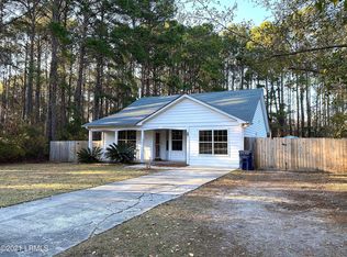 27 Braeburn Ln, Beaufort, SC 29907