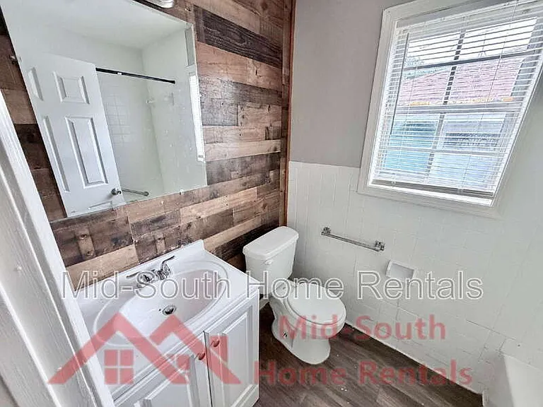 1270 Chickamauga Ave — Photo 17