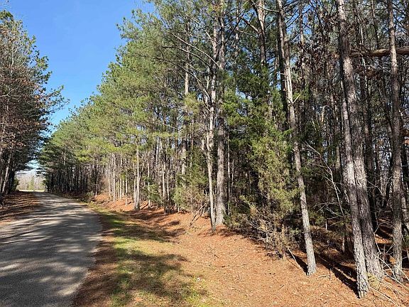 3rd image of 5085 Hardin Graveyard Rd