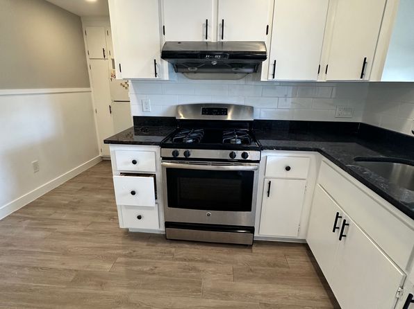 38 Mechanic St #2