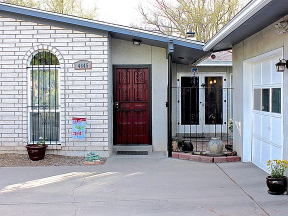 2nd image of 4645 Sherwood St NE
