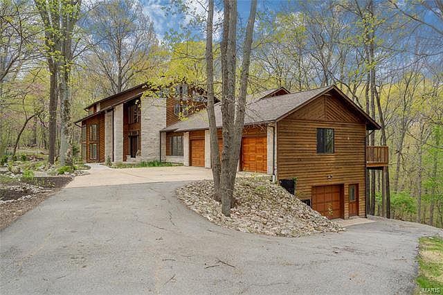 1st image of 19335 Dogwood Valley Ct