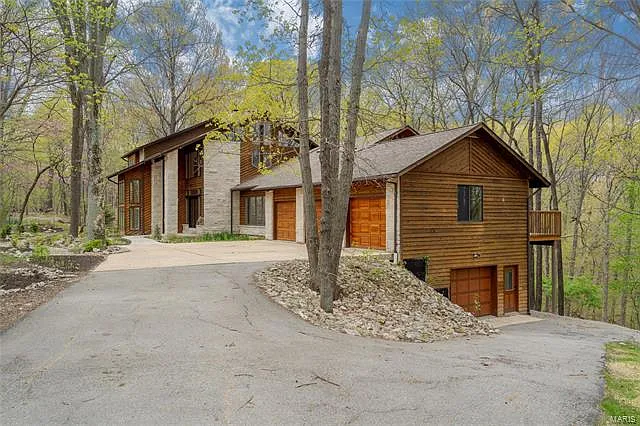 19335 Dogwood Valley Ct photo 1