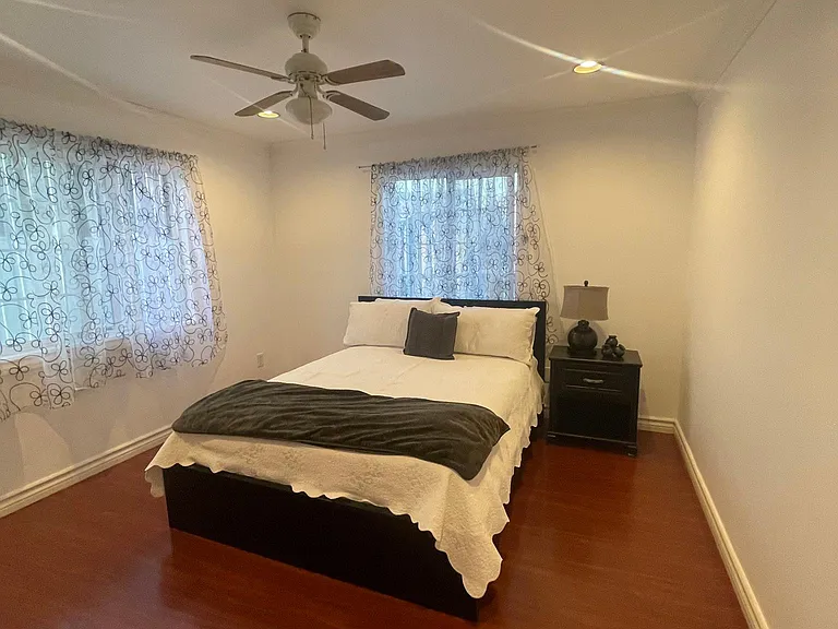4228 Brighton Ave — Photo 10