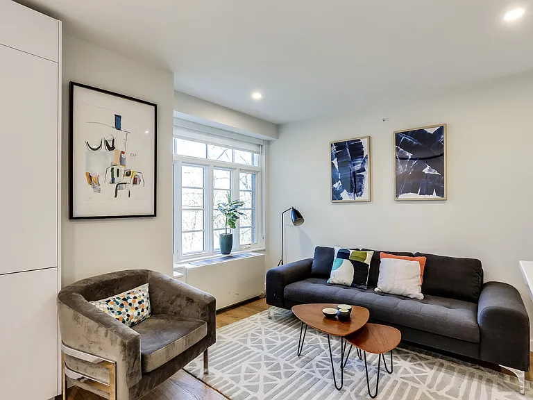 2900 Adams Mill — Photo 37