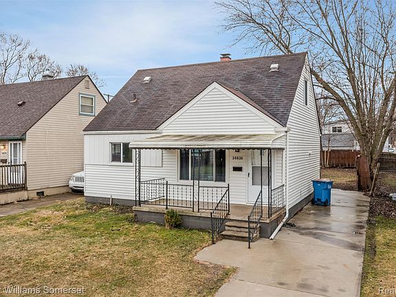 4th image of 14816 Alberta Ave