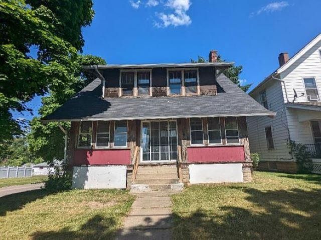 1st image of 48 Helen Ave
