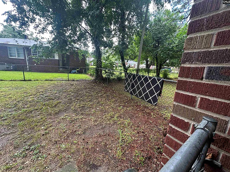 1707 Northland Dr — Photo 16