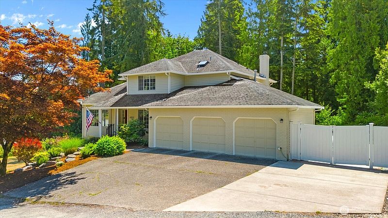 2nd image of 18223 Yew Way