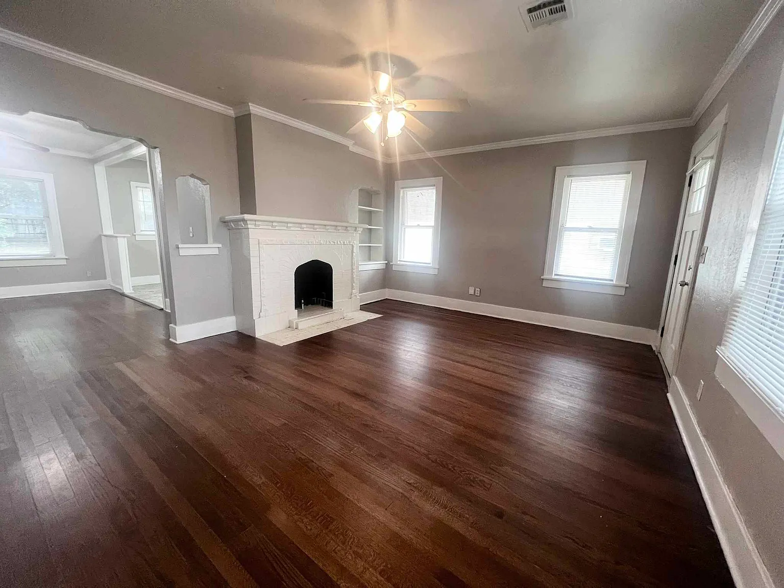 2 bed, 1002 sqft, $1,000 — Photo 2
