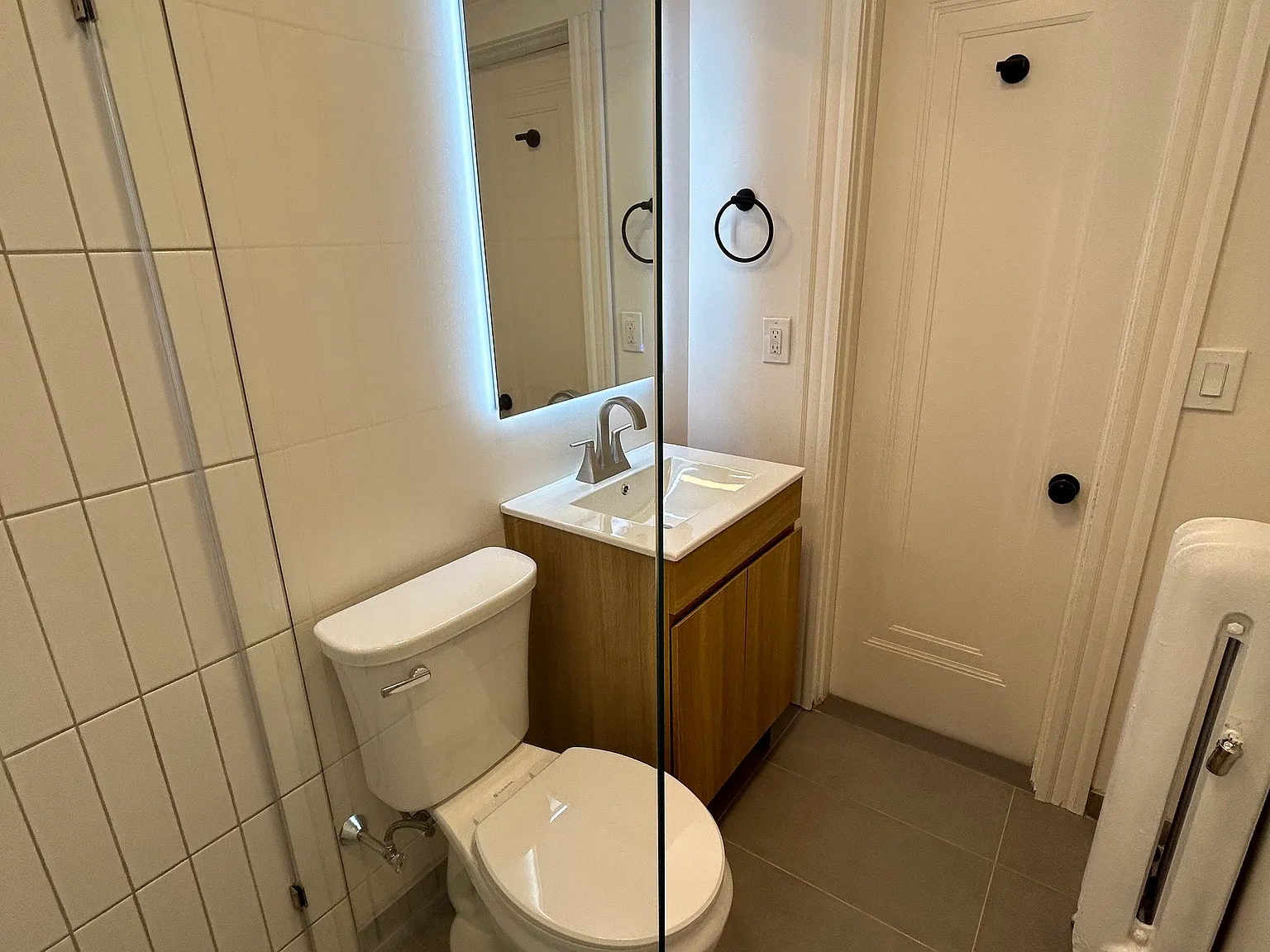 2 bed, 950 sqft, $1,700 — Photo 4