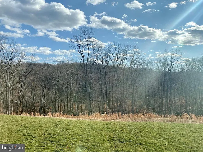 18250 Thunderbolt Rd — Photo 15