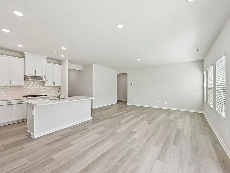 328 Karlov Rd — Photo 11