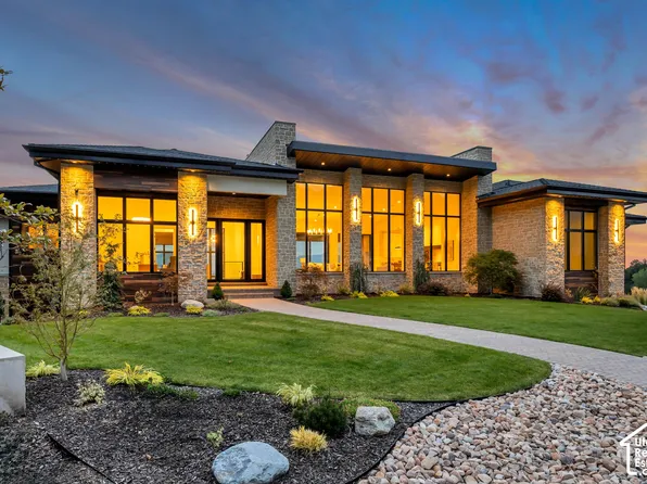 6 E Eastern Peak Cv, Sandy, UT 84092