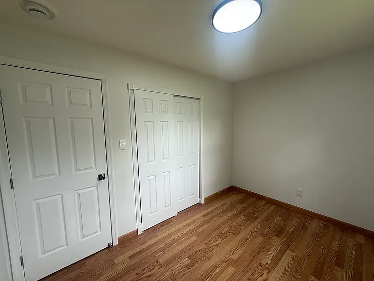 304 Iroquois Trl — Photo 10