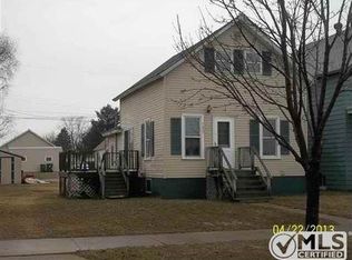 1427 N 22nd St, Escanaba, MI 49829