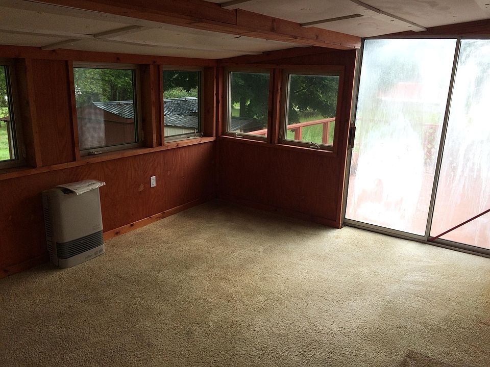 1st image of 50 Beard Ln