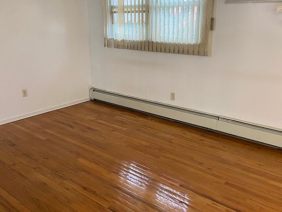 5th image of 132 B St
